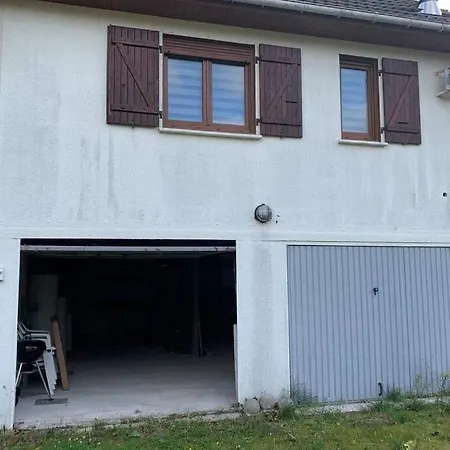 Charmante Maison De Deux Chambres *
